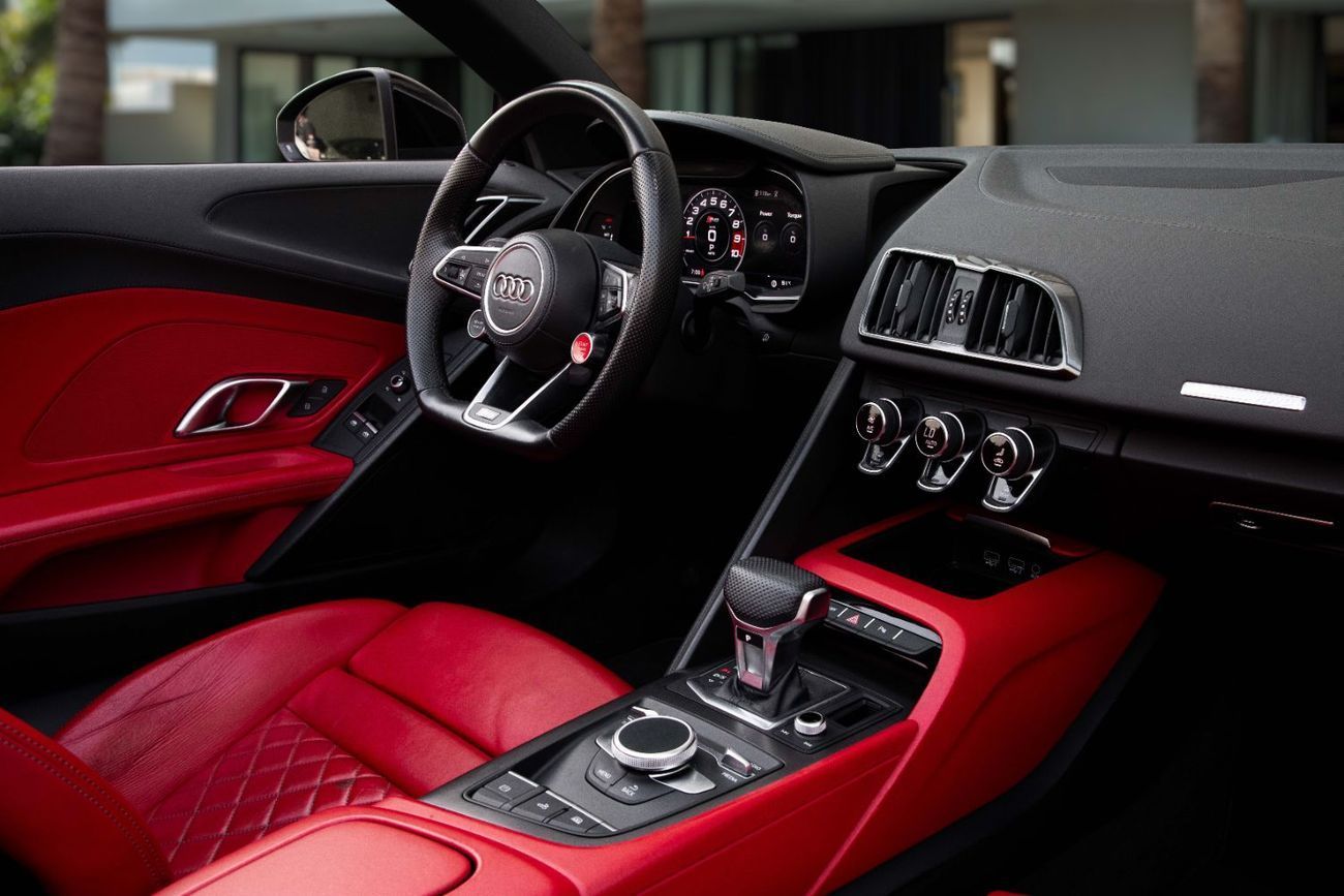 أودي R8 Spyder | 9,008 P.M | 0% Downpayment | Impeccable Condition!