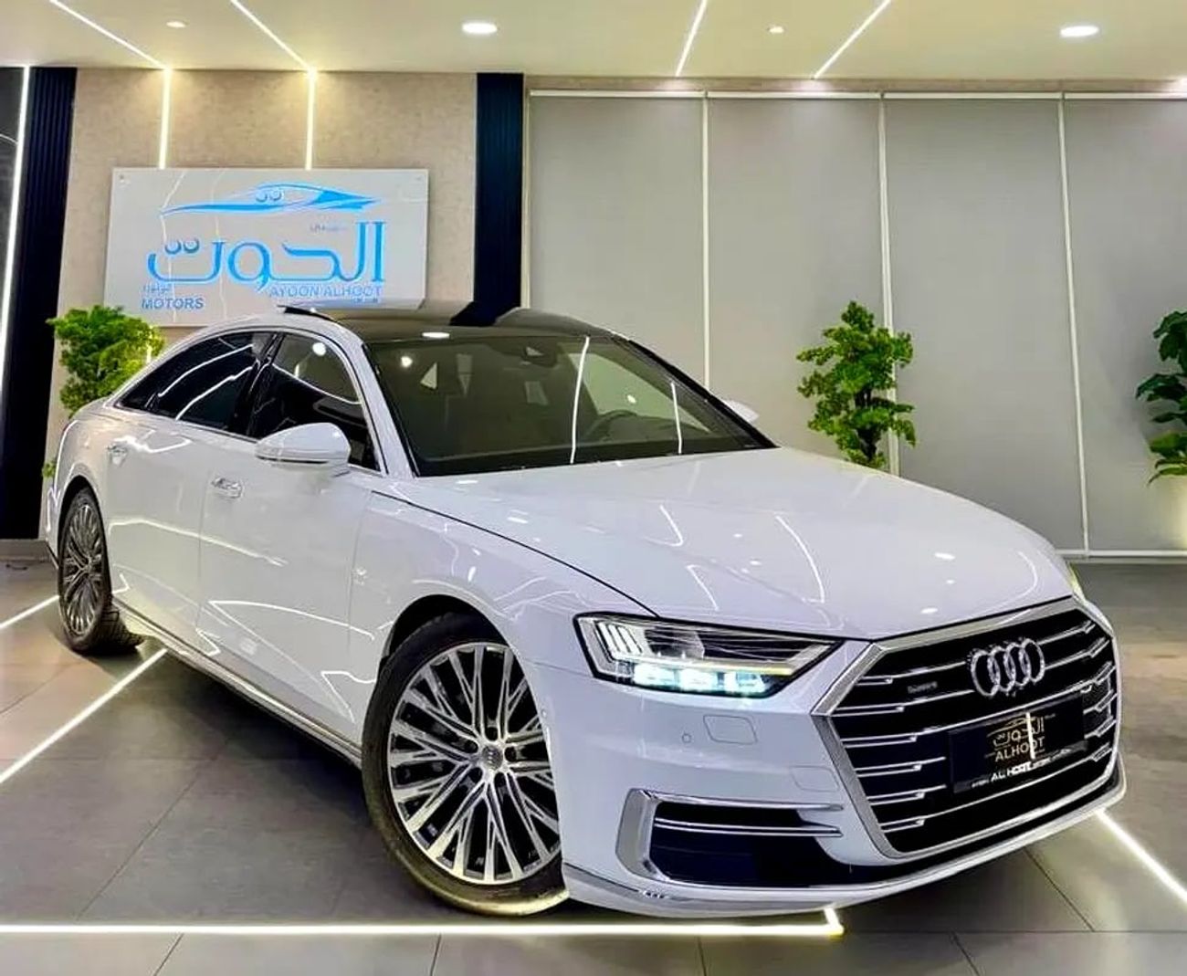 Audi A8 L 60 TFSI Quattro 4.0L (454 HP)
