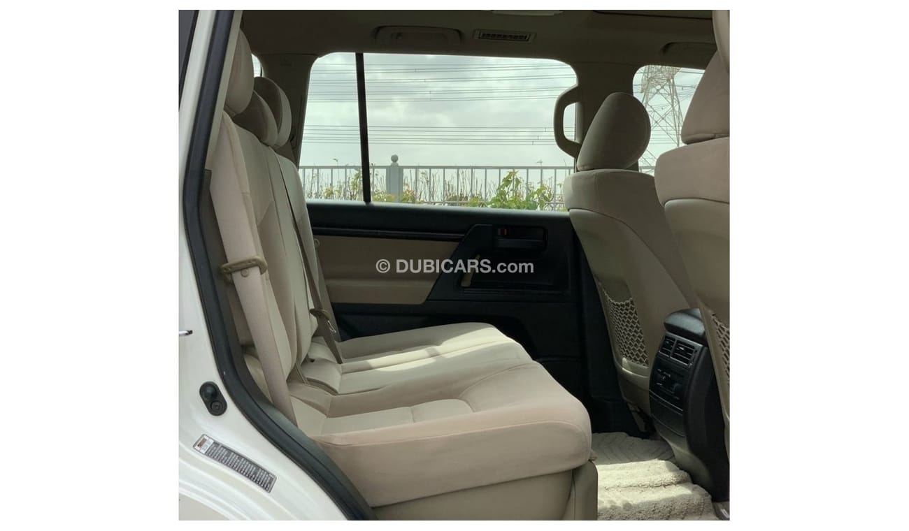 Toyota Land Cruiser GXR V8 - 2011 - EXCELLENT CONDITION