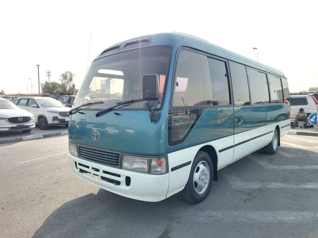 Toyota Coaster TOYOTA COASTER BUS 1997 RHD 4.1 L DIESEL AUTOMATIC (PM04890)