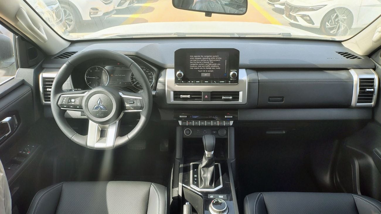 Mitsubishi L200 GL 2.5L Double Cab Utility RWD