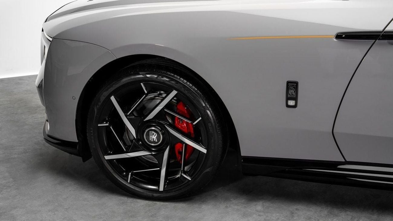 رولز رويس سبيكتر Black Badge - 2026 - GCC - Under Warranty and Service Contract