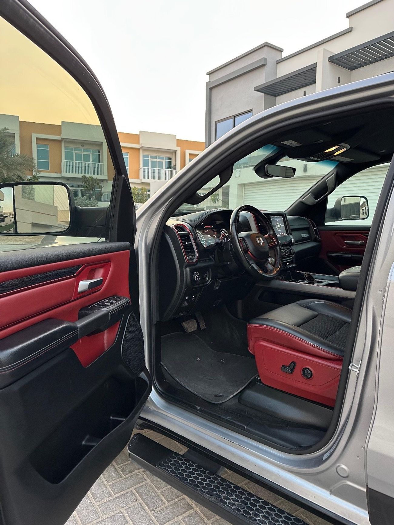 دودج رام فان 