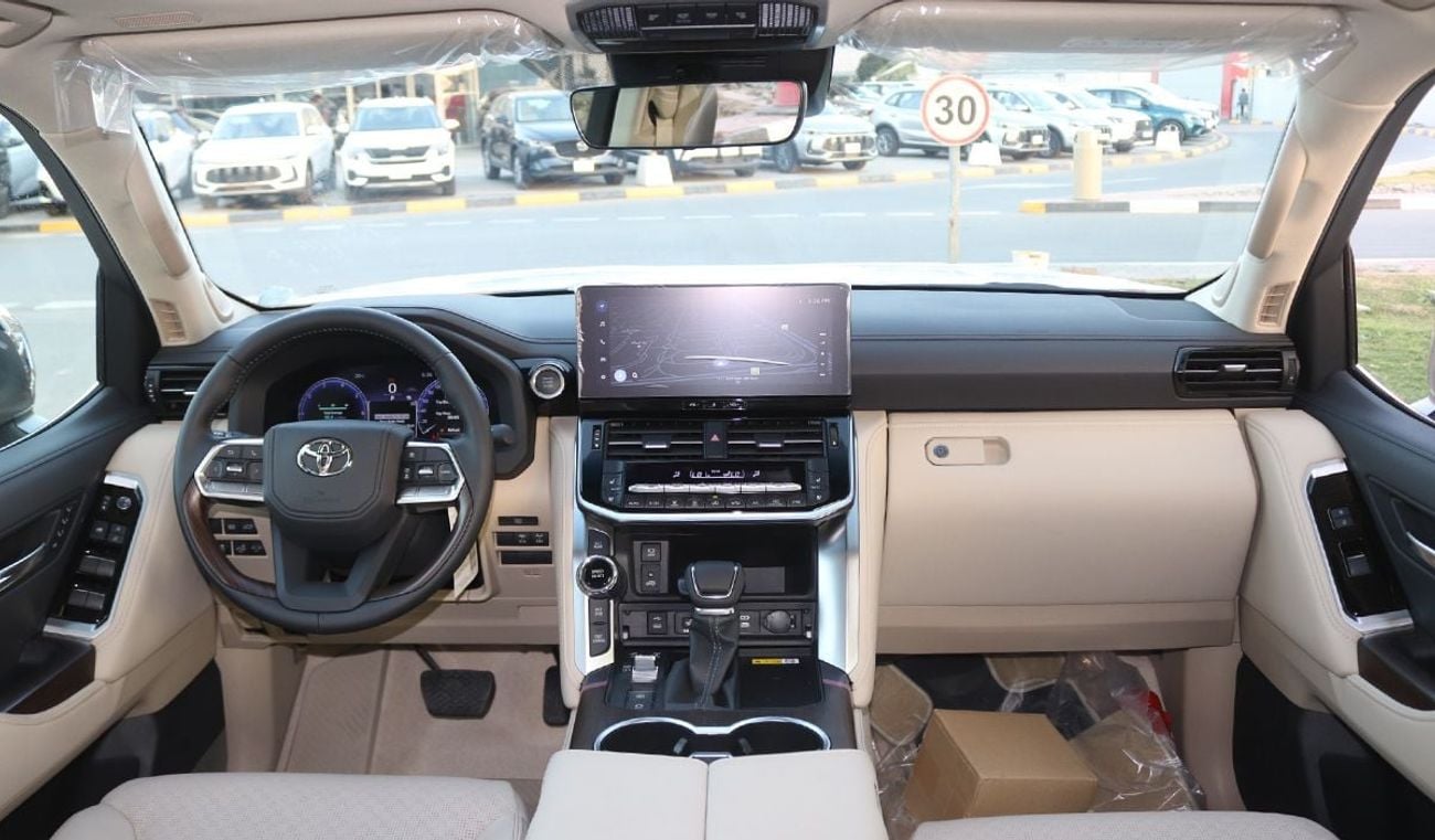 تويوتا لاند كروزر 2026 Model Toyota Land Cruiser (LC300) VX, 4.0L Petrol 4WD 6A/T