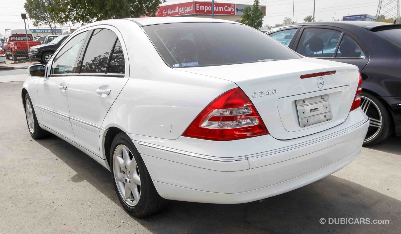 Mercedes-Benz C 240