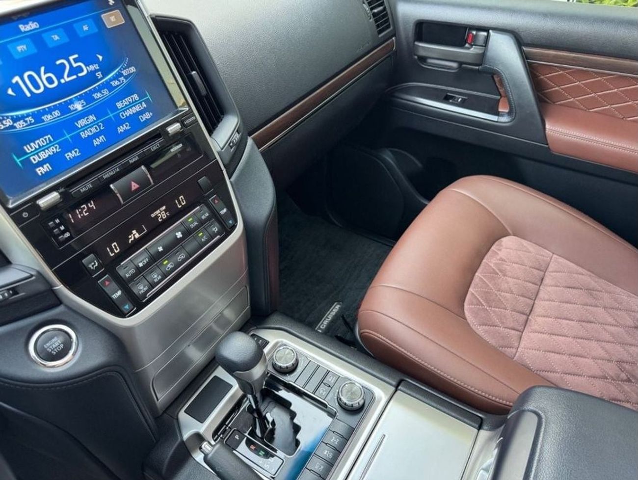 تويوتا لاند كروزر GXR 4.0L (271 HP) 4WD