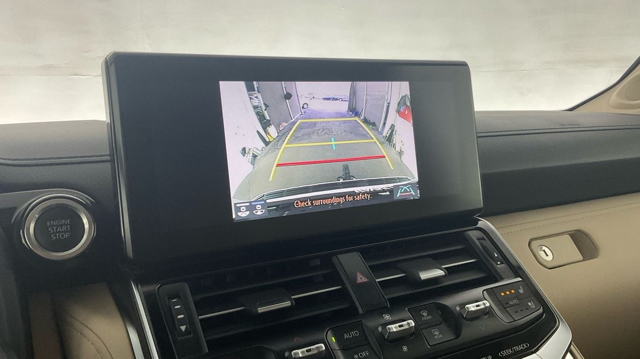 تويوتا لاند كروزر VXR | upto AED 20,000 Ramadan Discount | شامل الضمان | 0 ﺪﻔﻋﺓ ﺃﻮﻟﻯ