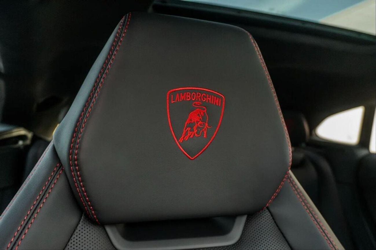 Lamborghini Urus 4.0 V8 BiTurbo 25.9kWh SE Auto 4WD Euro 6 5dr (EXPORT ONLY) Right Hand Drive