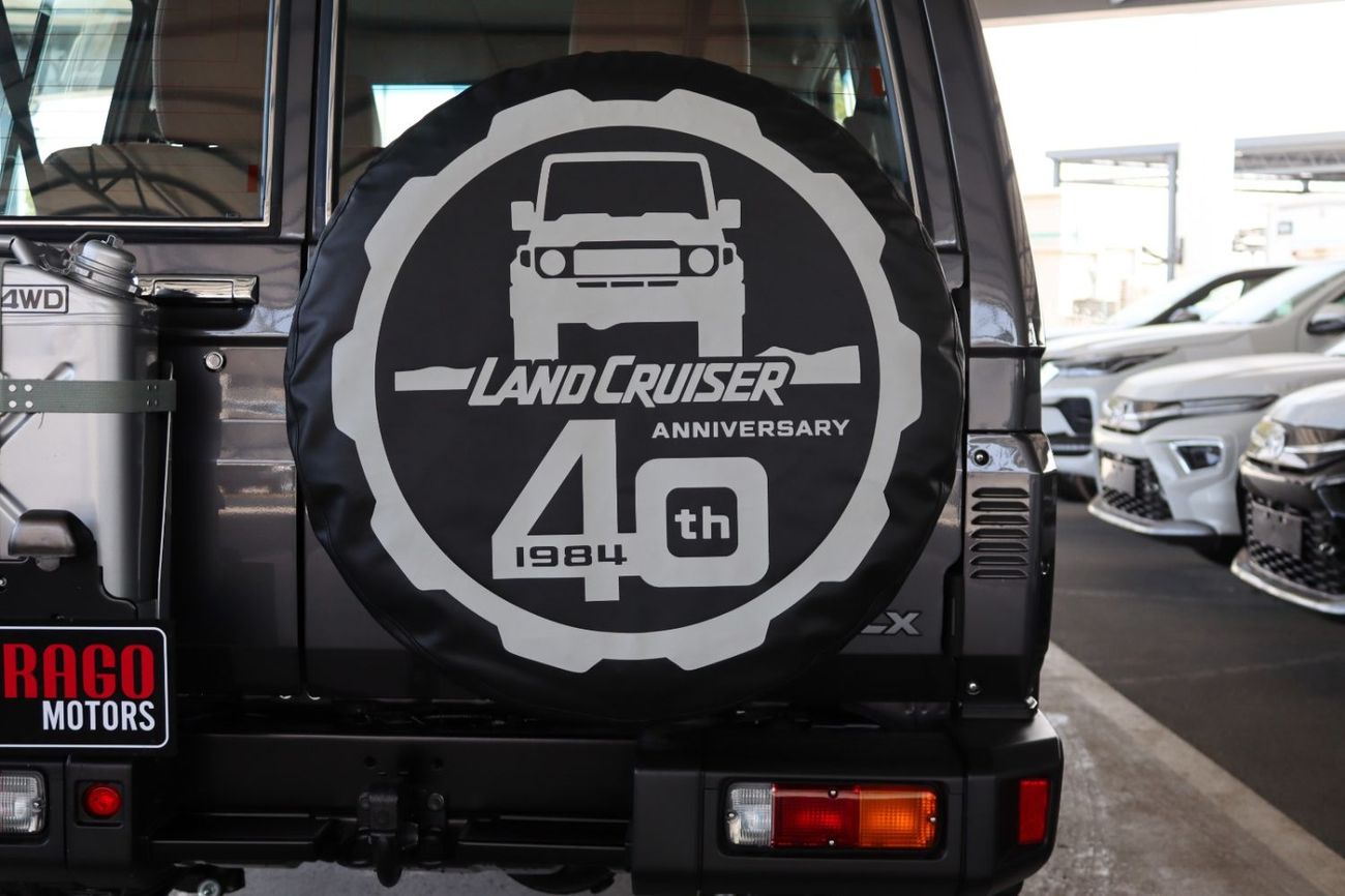 Toyota Land Cruiser 70 GRJ 71 4.0 V6 AUTOMATIC DIFF LOCK **EXPORT ONLY**التصدير فقط خارج الخليج**