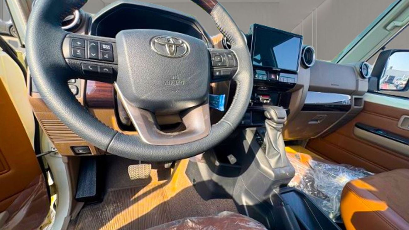 Toyota Land Cruiser 76 LC76 2024 4.0 L AT Petrol