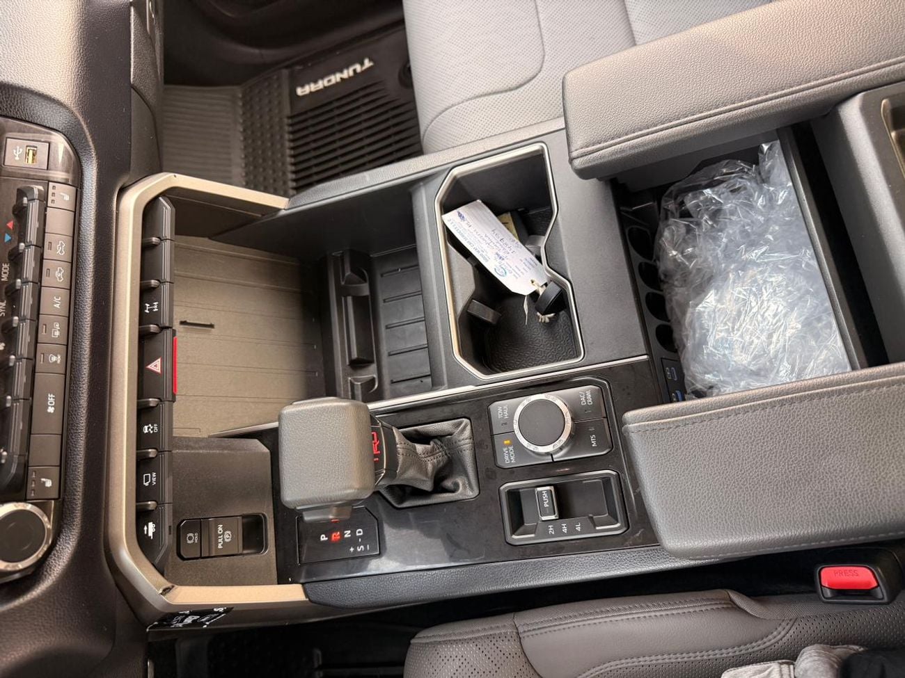 تويوتا تاندرا Premium option 360 Camera, leather seats 2024