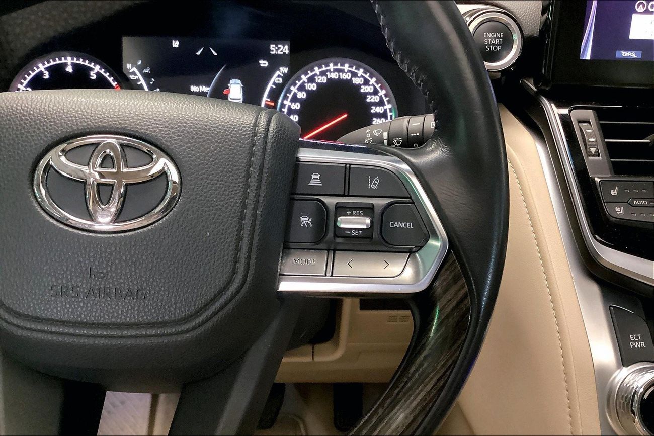 Infiniti Q50 Premium / Luxe | Guaranteed Warranty | 0 Down Payment