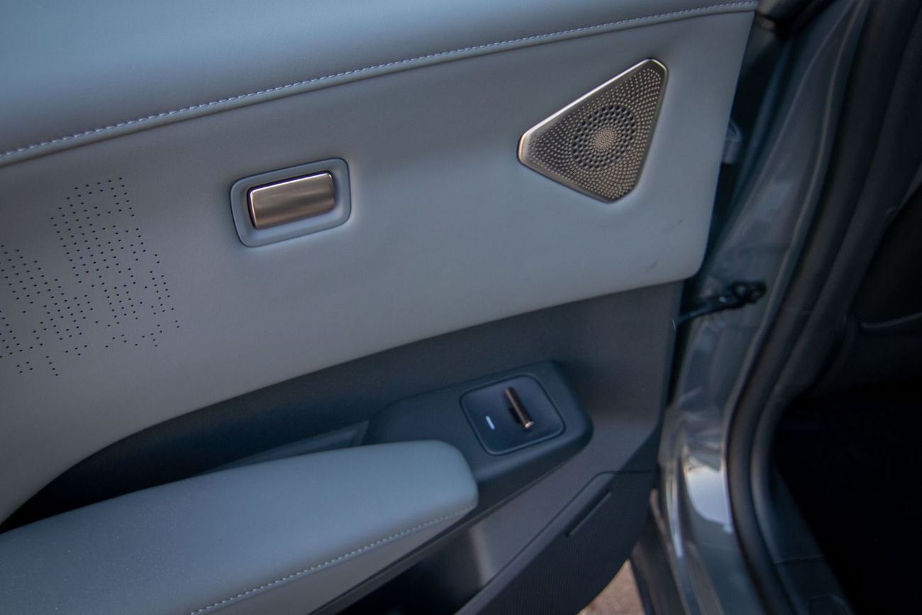 زيكر X 2026 ZEEKR X | STANDARD | RWD | GCC | 560 KM | 275 HP | EXPORT ONLY