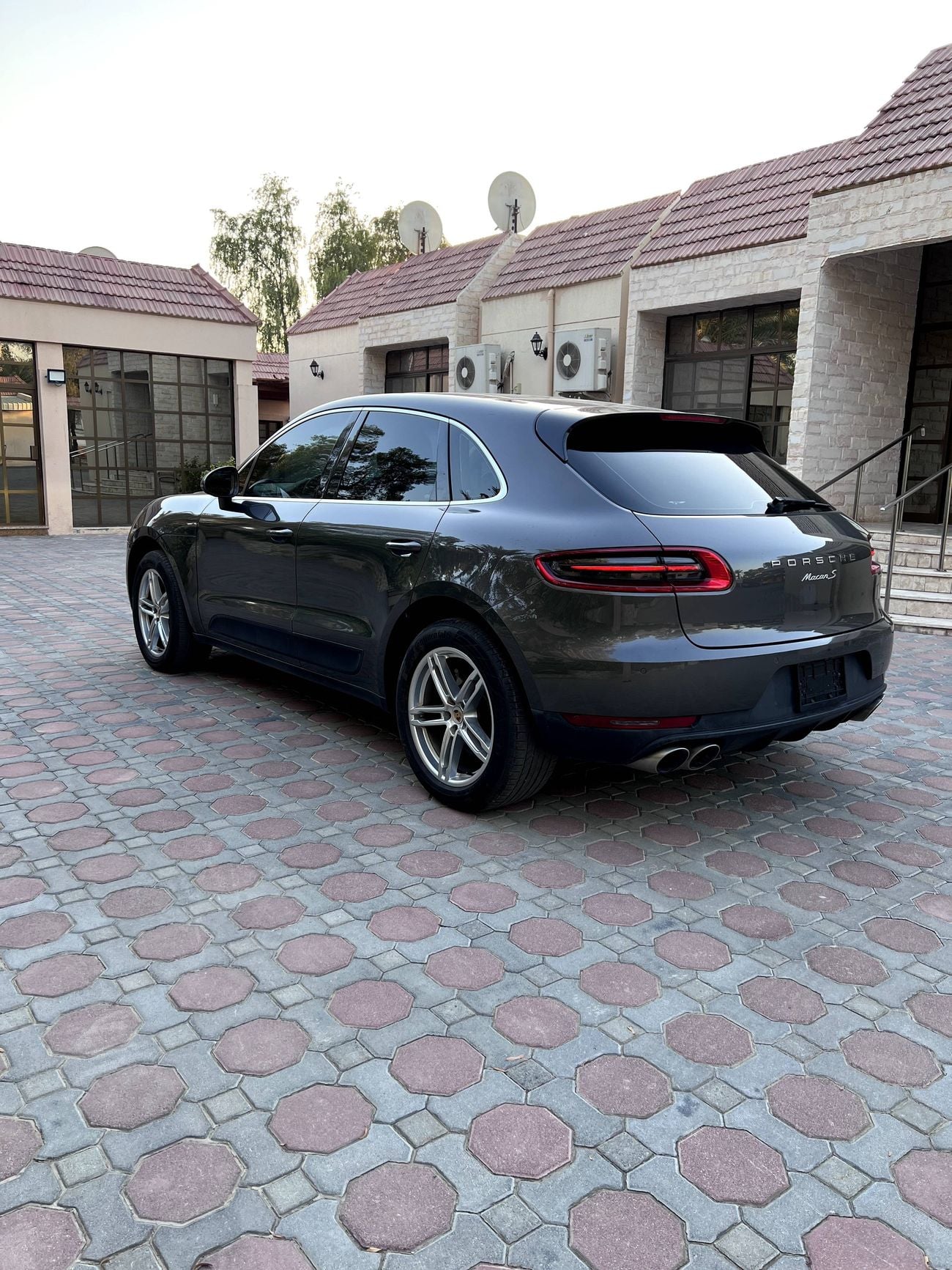 Porsche Macan S