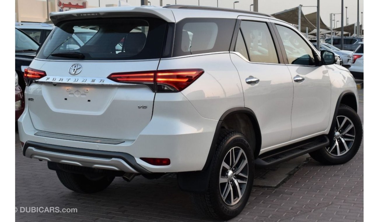 Toyota Fortuner TOYOTA FORTUNER VX.R 2016 (V6-4.0L)