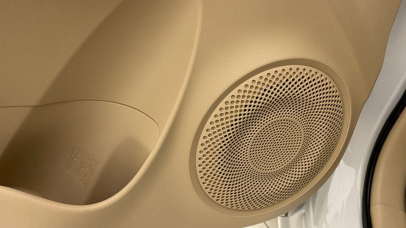 تويوتا يارس SE 1.5 | بدون دفعة مقدمة | اختبار القيادة في المنزل