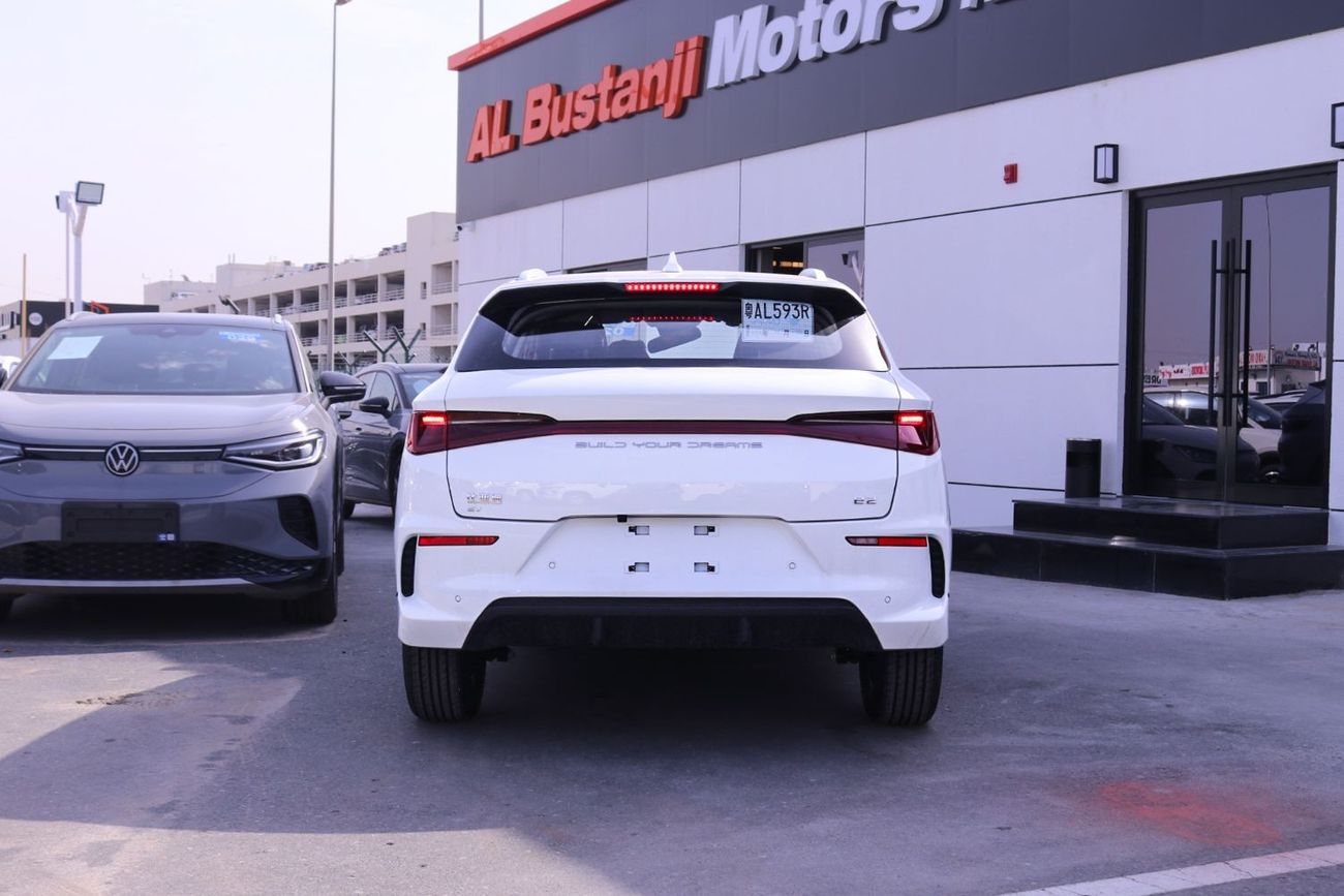 BYD e2 BYD E2 2024 (WHITE COLOR )