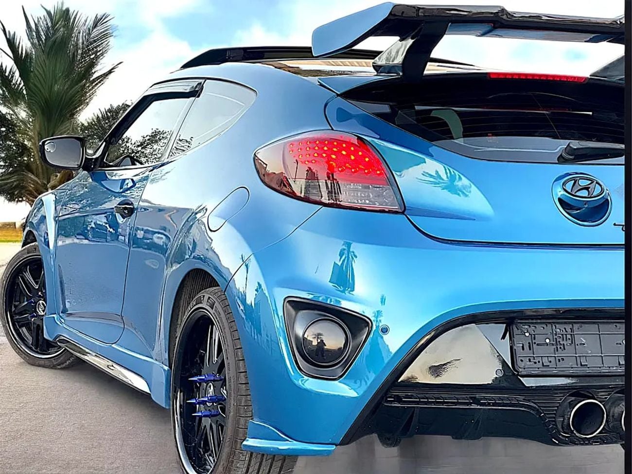 Hyundai Veloster Turbo 1.6L 755 P.M | Turbo GCC Specs - Sporty Hatchback!