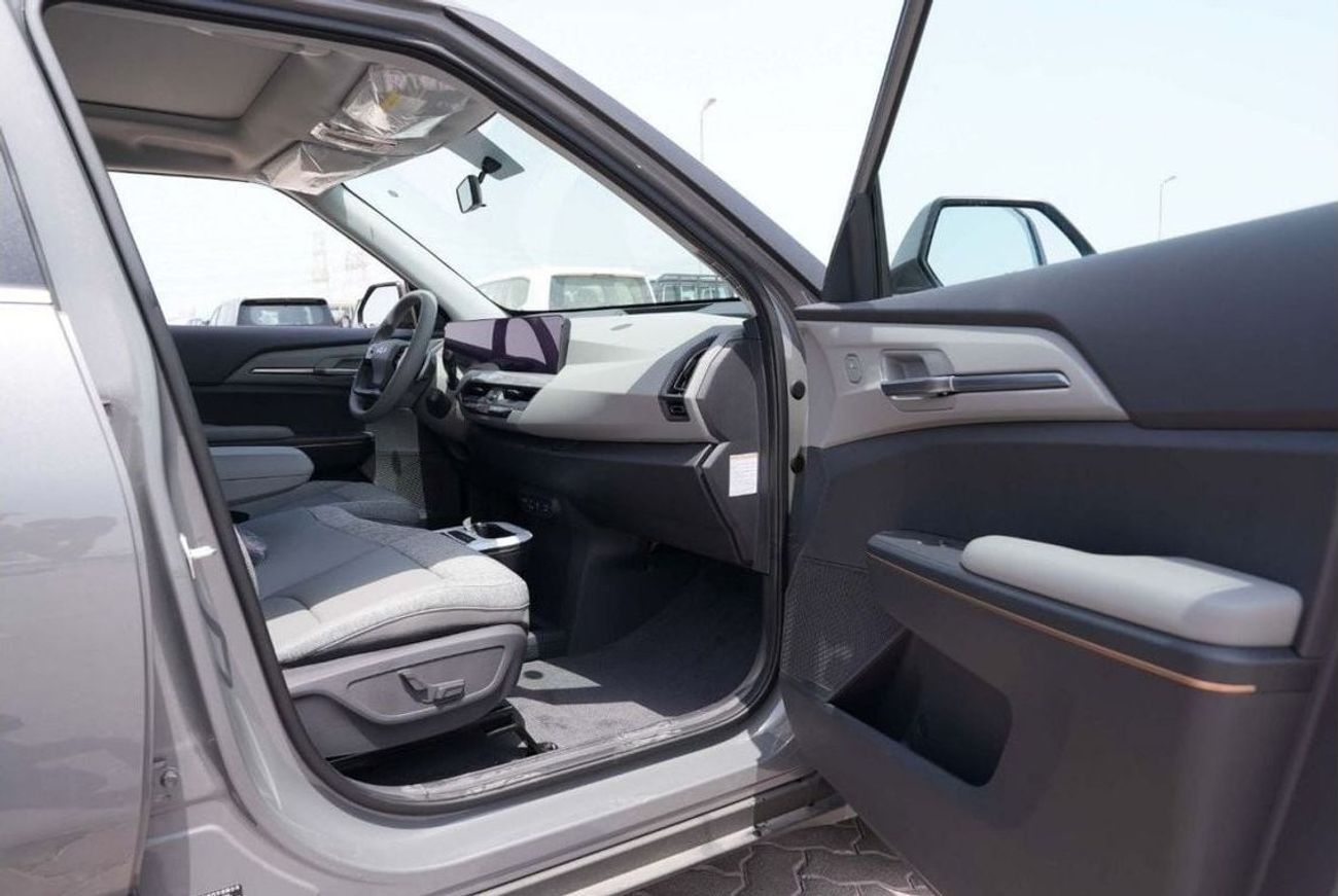 كيا EV5 2024 KIA EV5 AIR 530 - رمادي من الداخل رمادي | للتصدير فقط