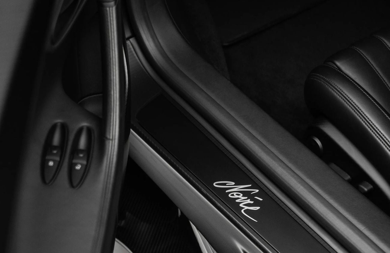 بوغاتي شيرون SPORT 8.0L W16 Quad-Turbocharged Engine