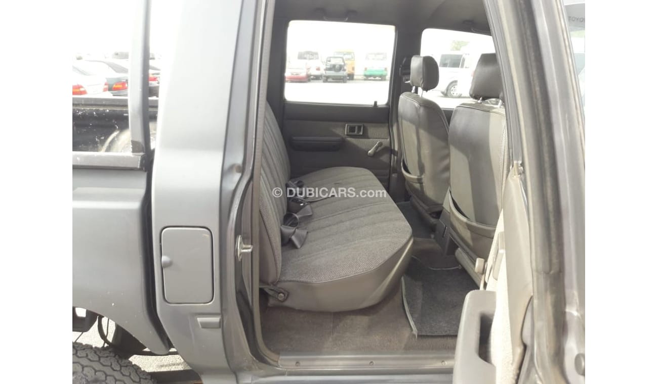 Toyota Hilux Hilux Pick up RIGHT HAND  (Stock no PM 615 )