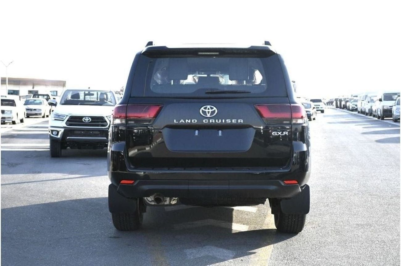 تويوتا لاند كروزر LC300 4.0 GXR WITH LEATHER AND POWER SEATS