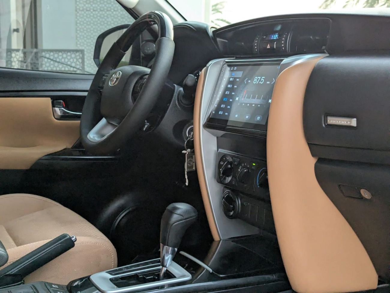 Toyota Fortuner Toyota Fortuner,2020.Gcc specs 2.7L only 51000km.white colour