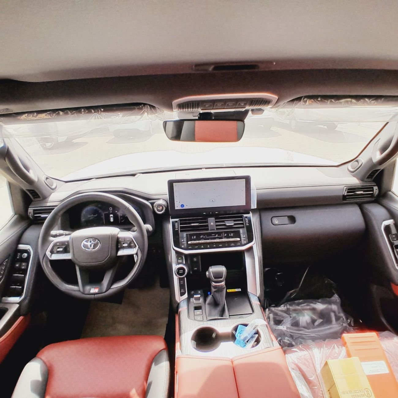 Toyota Land Cruiser Toyota LC300 GR-Sport 3.5TT, Four Wheel Drive, 7-seater 2025MY