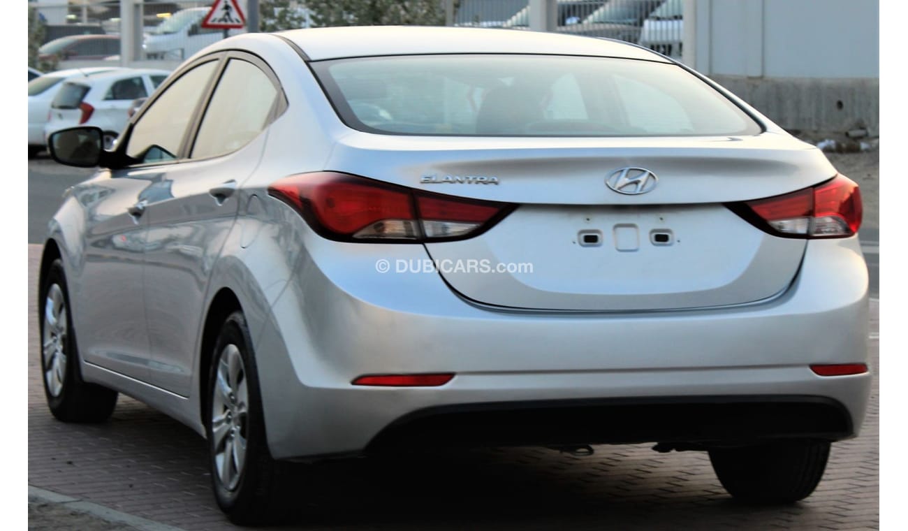 هيونداي إلانترا هيونداي إلنترا 2016 خليجي 1800 سي سي  بحالة ممتازة بدون حوادث نظيفه جدا من الداخل والخارج