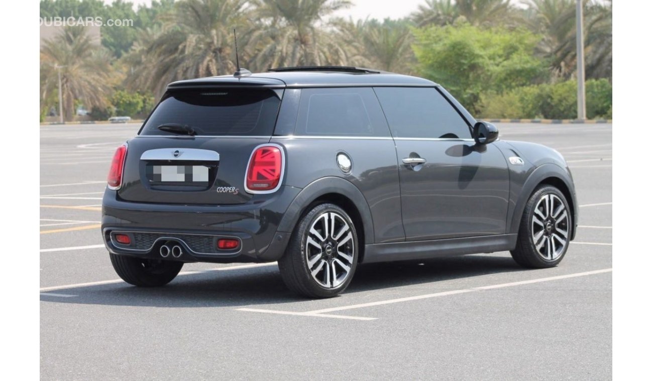 Mini Cooper S Model 2019, Gulf, Fleoption, Panorama Sunroof, First Owner, Agency Cheeks, Agency Dye, Agency Status