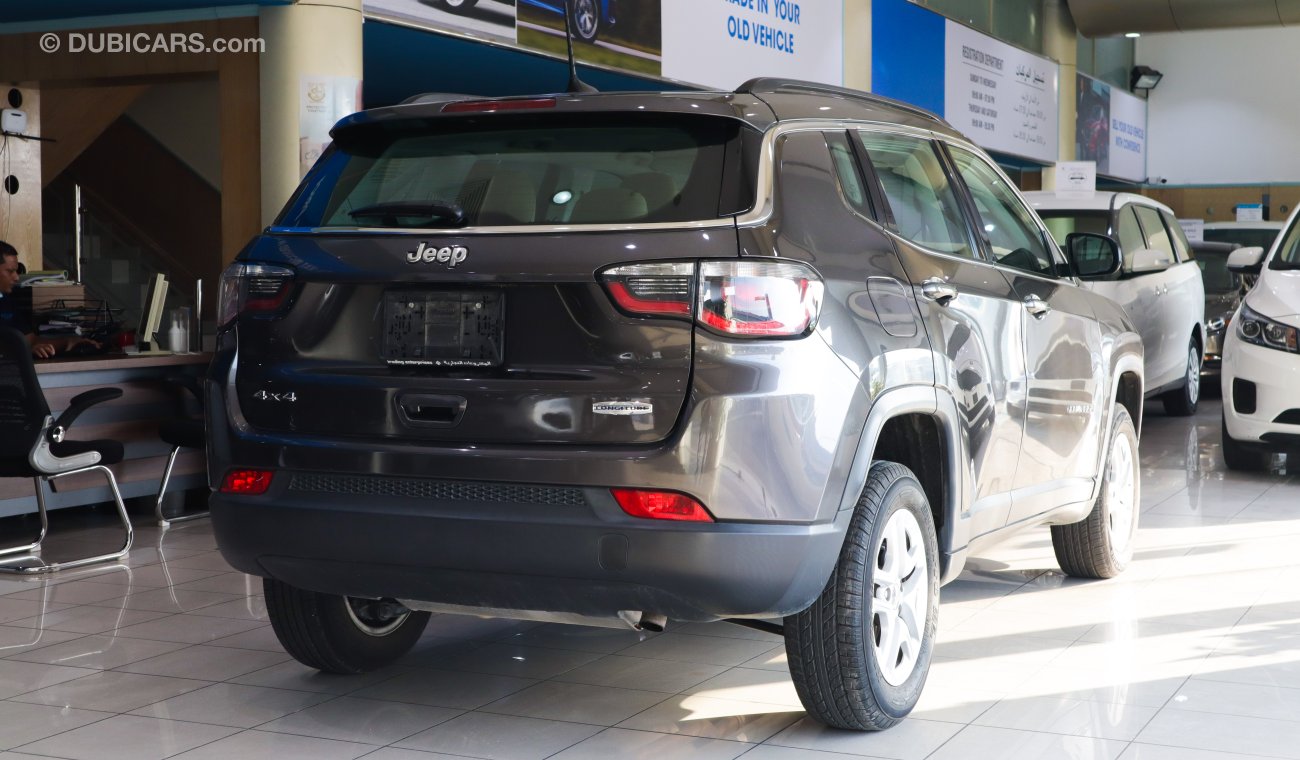 Jeep Compass LONGITUDE 4X4, FULL SERVICE, GCC