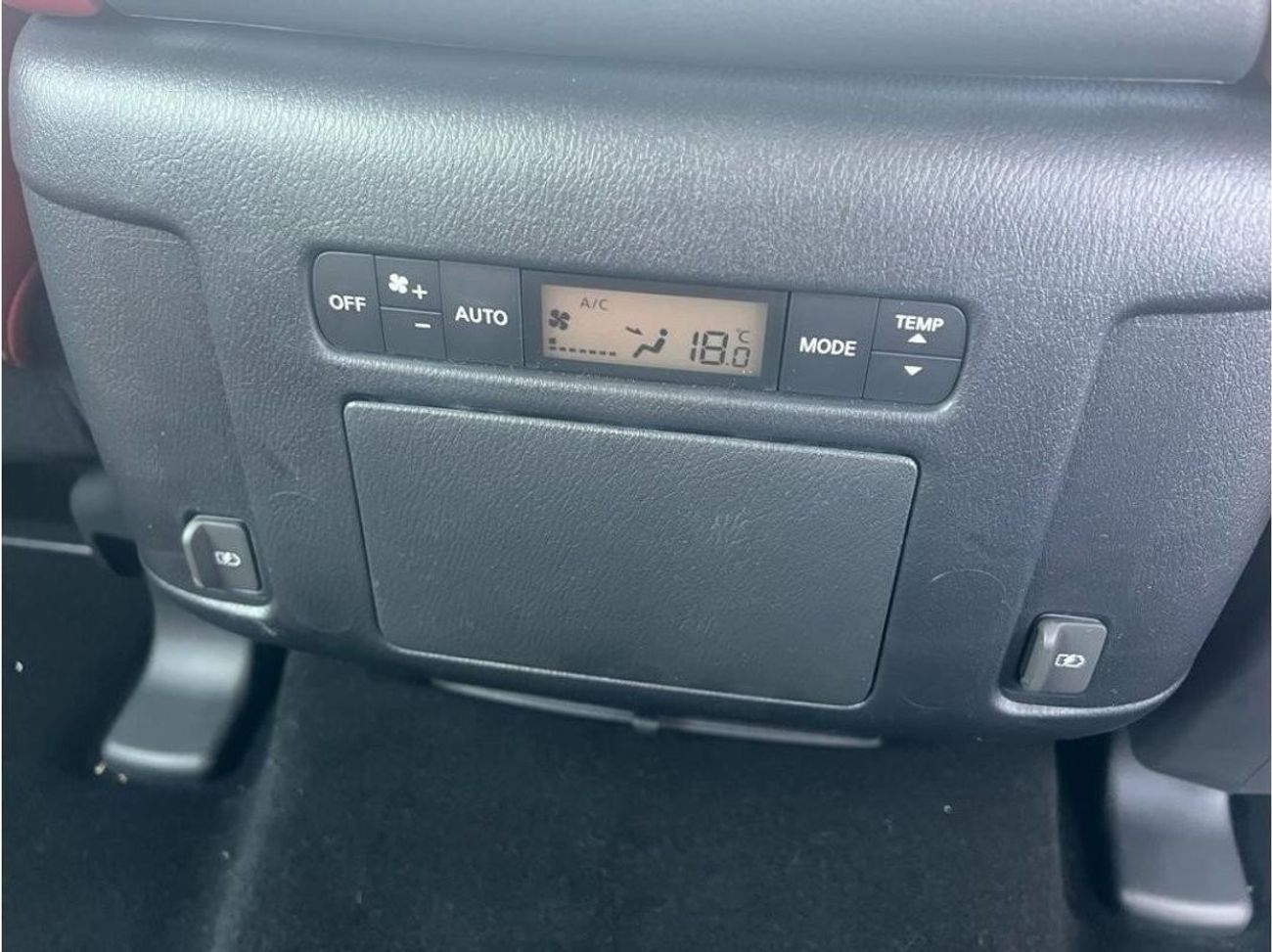 Nissan Patrol V8 PLATINUM 2024 0KM (Export)