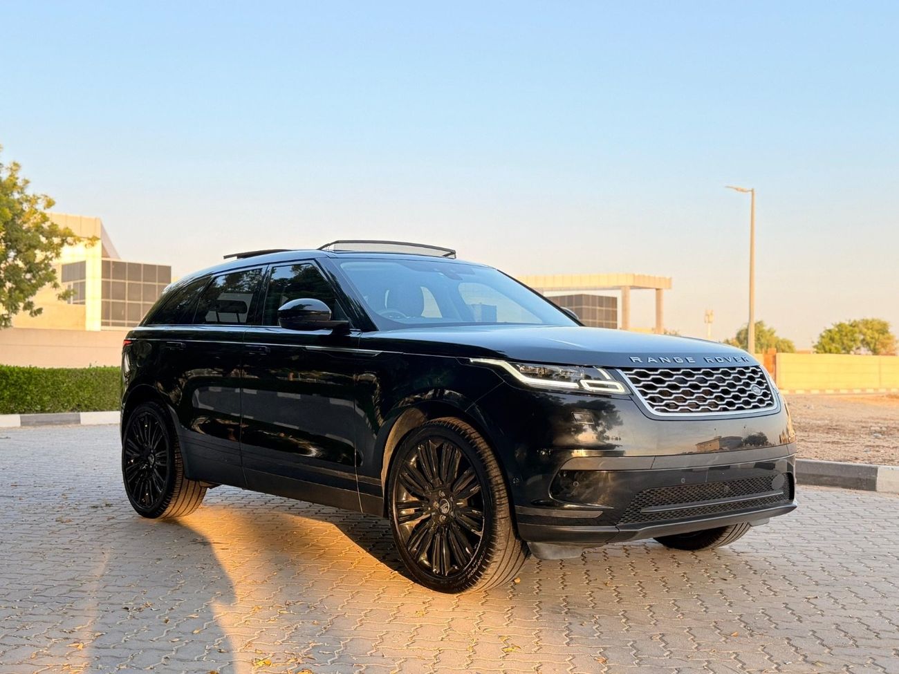 لاند روفر رينج روفر فيلار P250 SE 2.0L