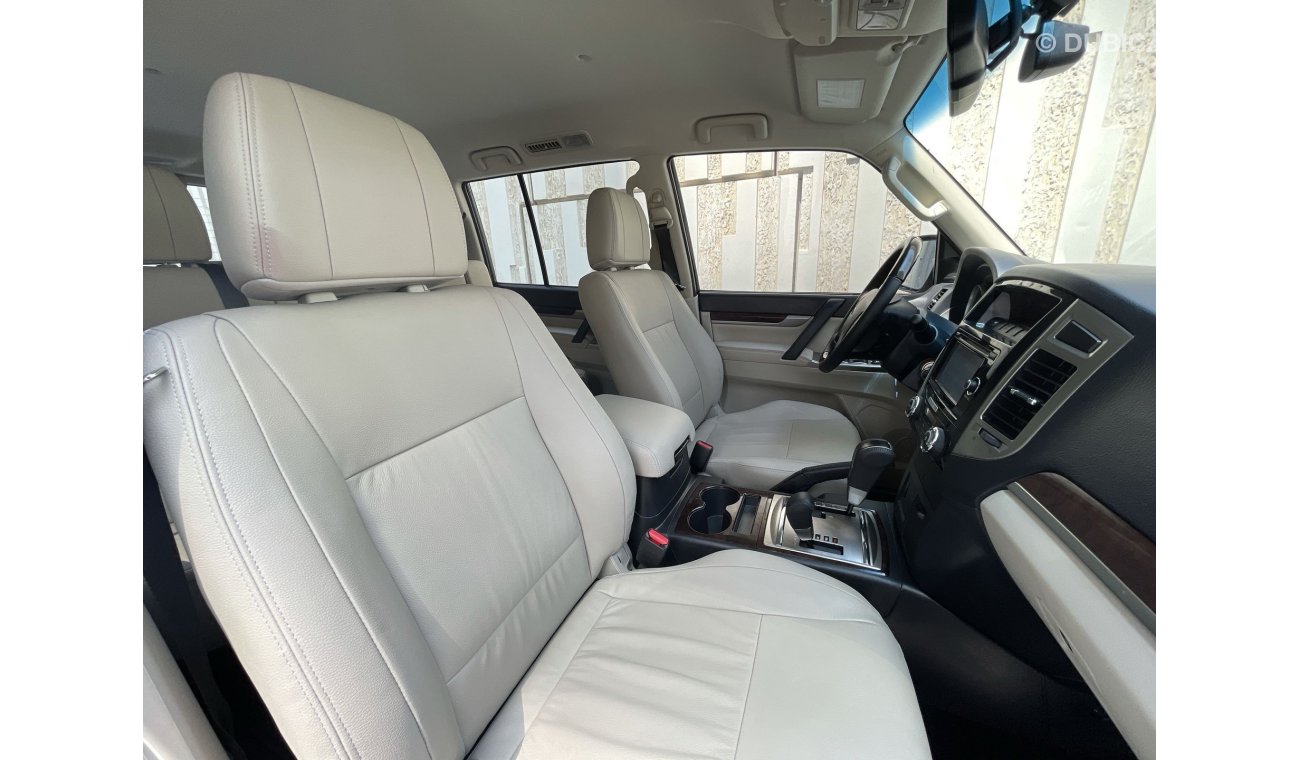 Mitsubishi Pajero 3.5L | HIGHLINE|  GCC | EXCELLENT CONDITION | FREE 2 YEAR WARRANTY | FREE REGISTRATION | 1 YEAR FREE