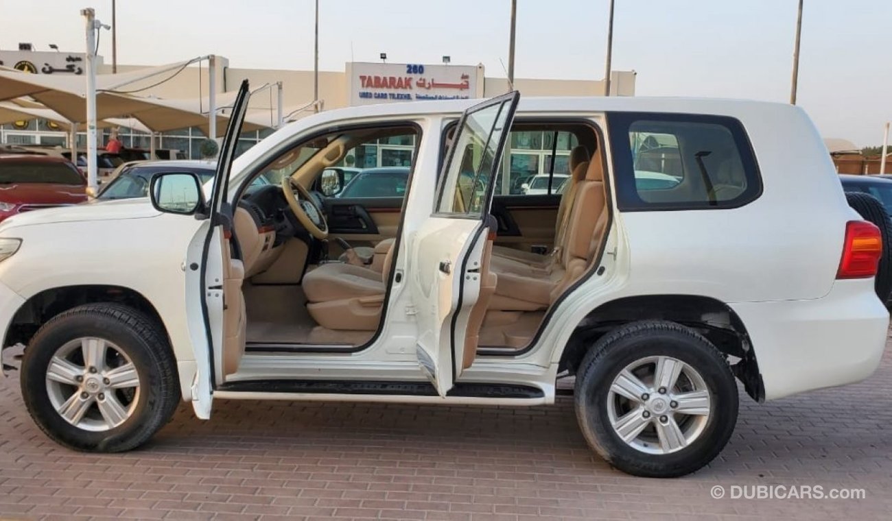 Toyota Land Cruiser GX R - Very Clean Car