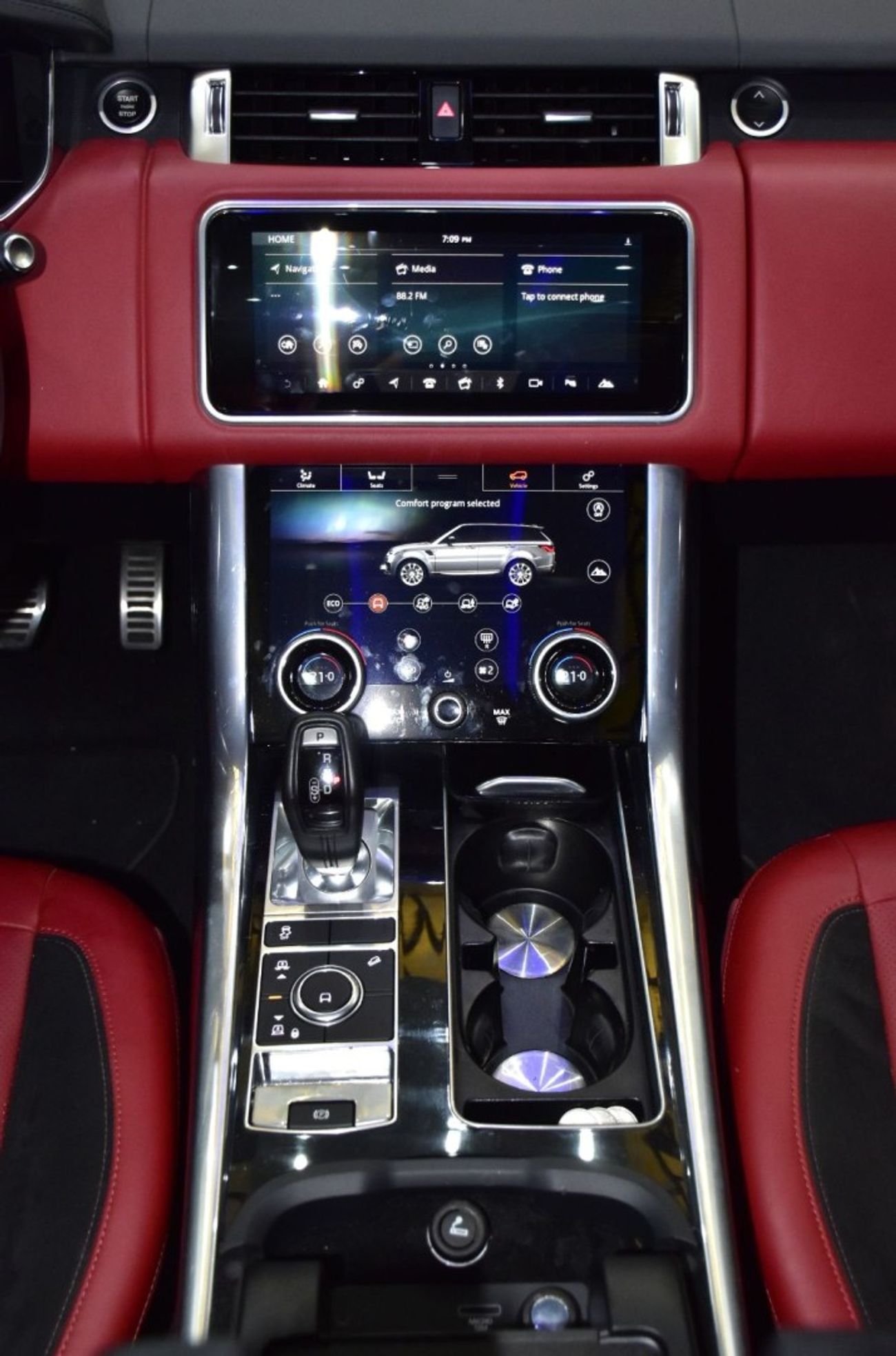 Land Rover Range Rover Sport EXCELLENT DEAL for our Land Rover Range Rover Sport Supercharged ( 2019 Model ) in Brown Color GCC S