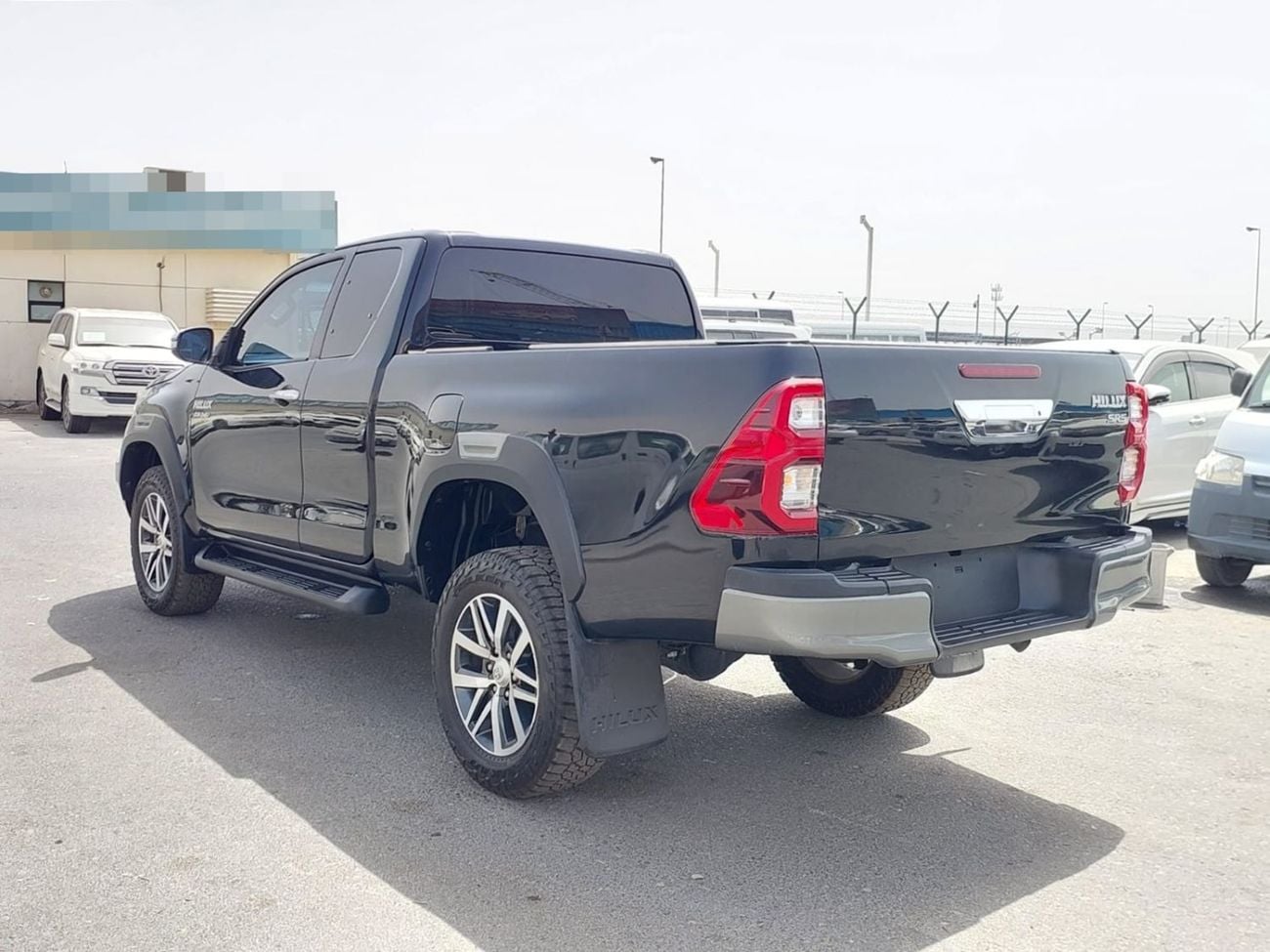 تويوتا هيلوكس 2017 TOYOTA HILUX SMART CAN RIGHT HAND DRIVE DIESEL MANUAL(PM21084)