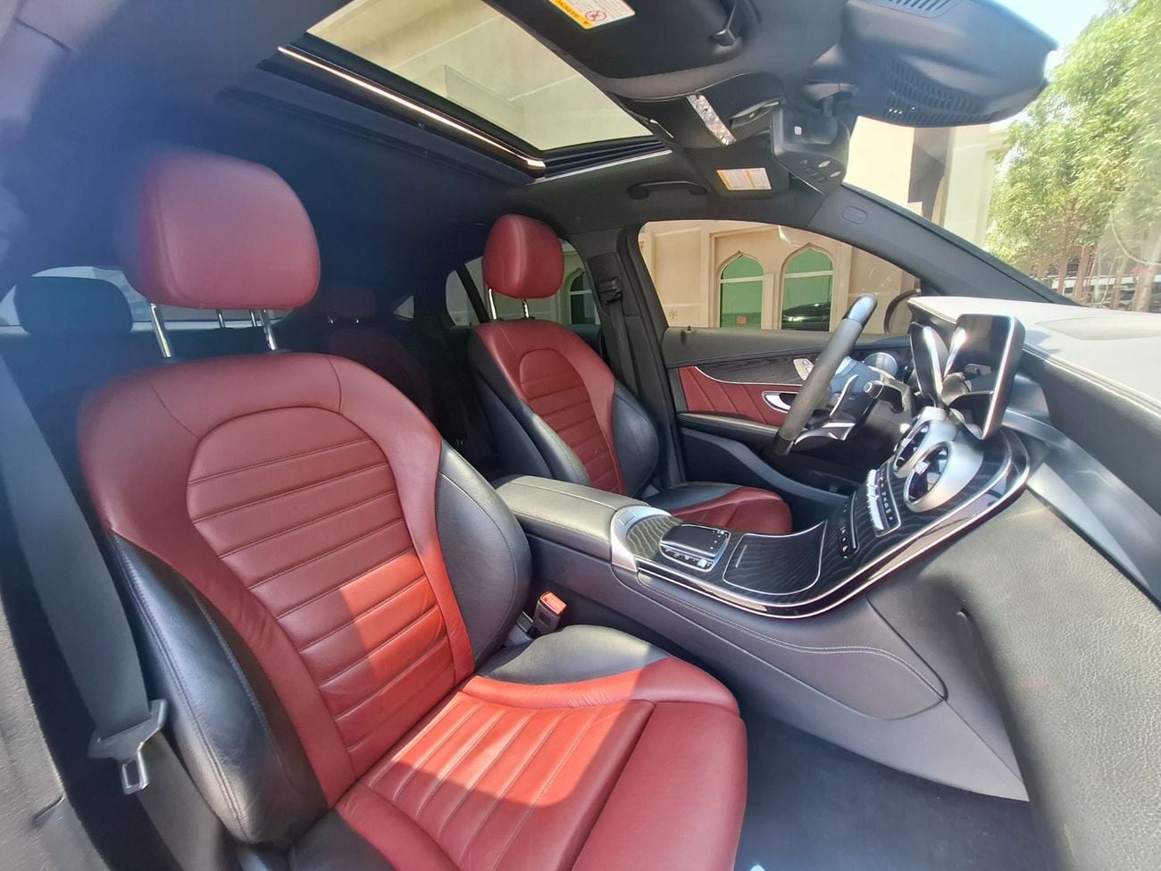 Mercedes Benz GLC 43 AMG STD Mercedes-Benz GLC43 coupe  2021 full option