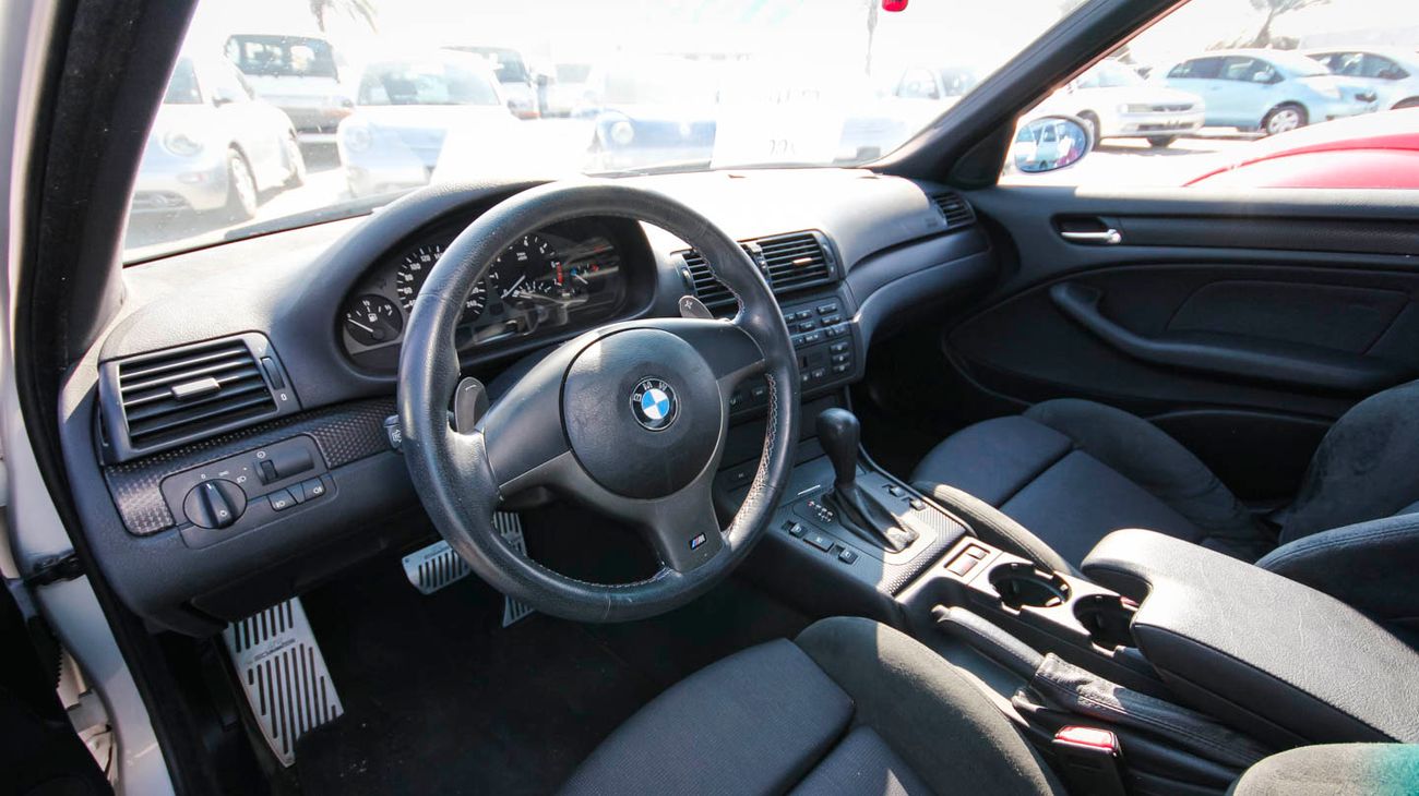 بي أم دبليو 325 i