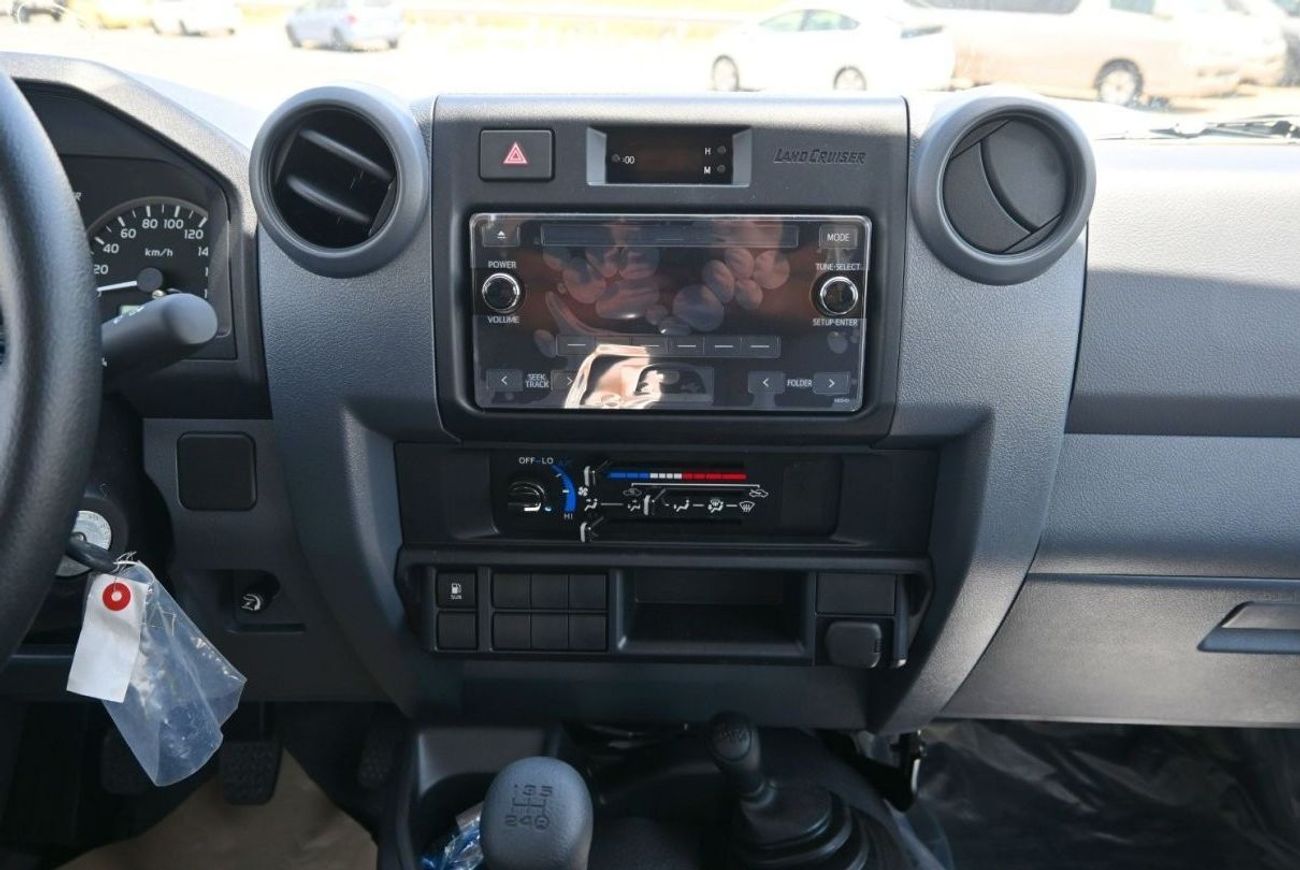 تويوتا لاند كروزر 70 تويوتا لاند كروزر هارد توب LC78 ديزل 4.2 لتر 2024