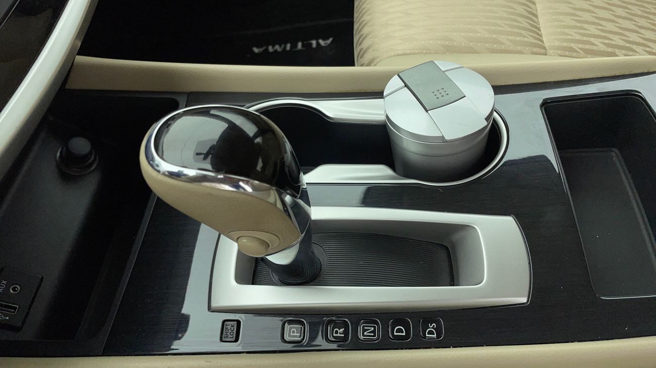 نيسان ألتيما SV 2.5 | بدون دفعة مقدمة | اختبار قيادة مجاني للمنزل