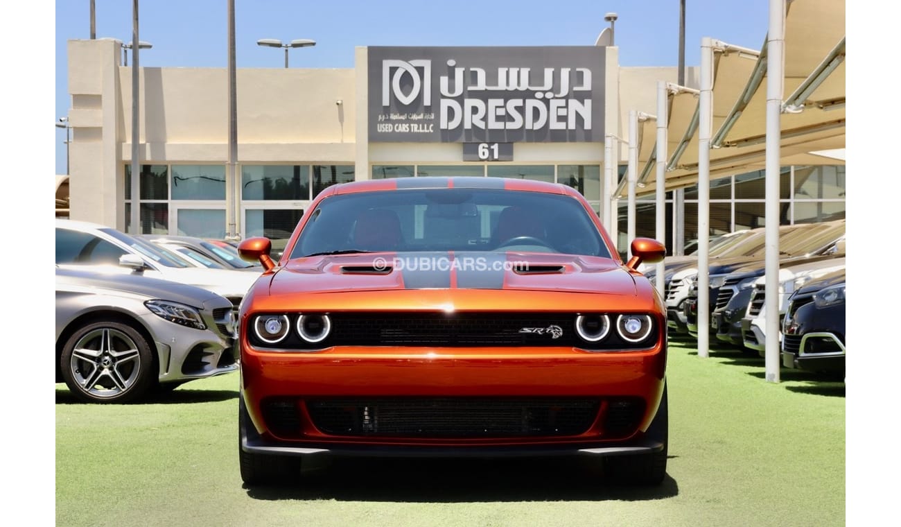 Dodge Challenger SXT Plus Dodge Challenge SXT /2020/USA/ V6