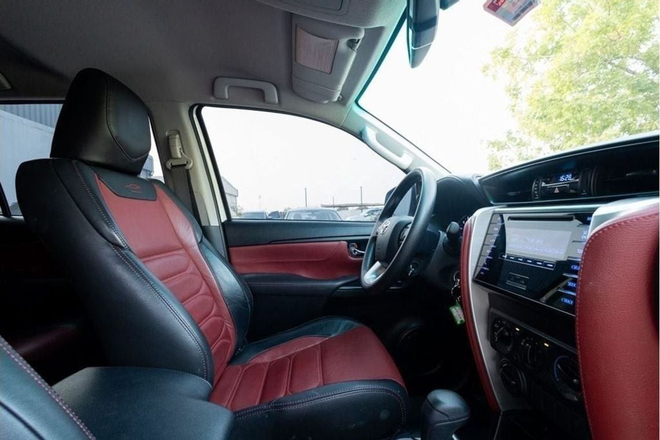 تويوتا فورتونر Toyota Fortuner TRD Sportivo 2018 GCC (LOW MILEAGE) under Warranty with Flexible Down-Payment.