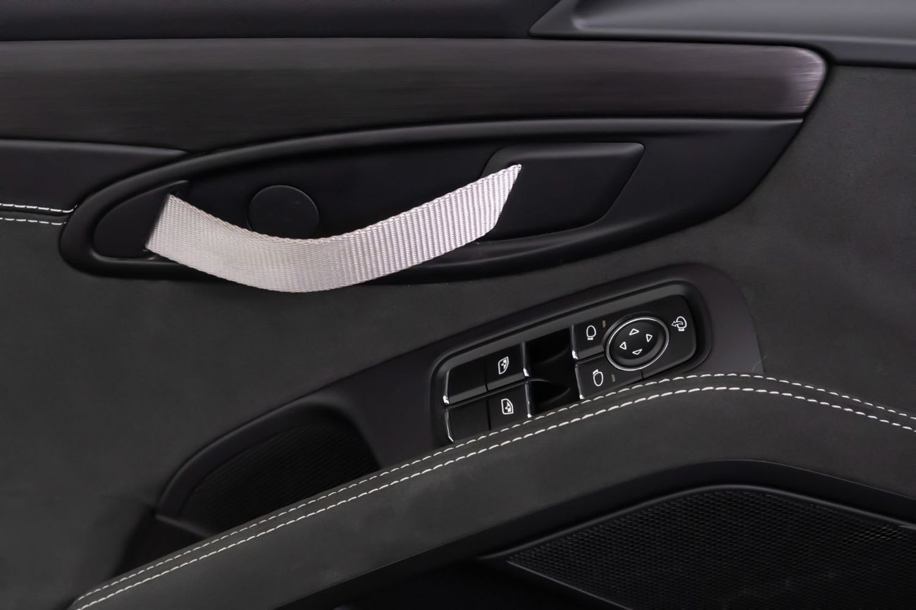 Porsche 718 Spyder 2023 Porsche 718 Spyder / Porsche Warranty / Japanese Spec Grade 5A