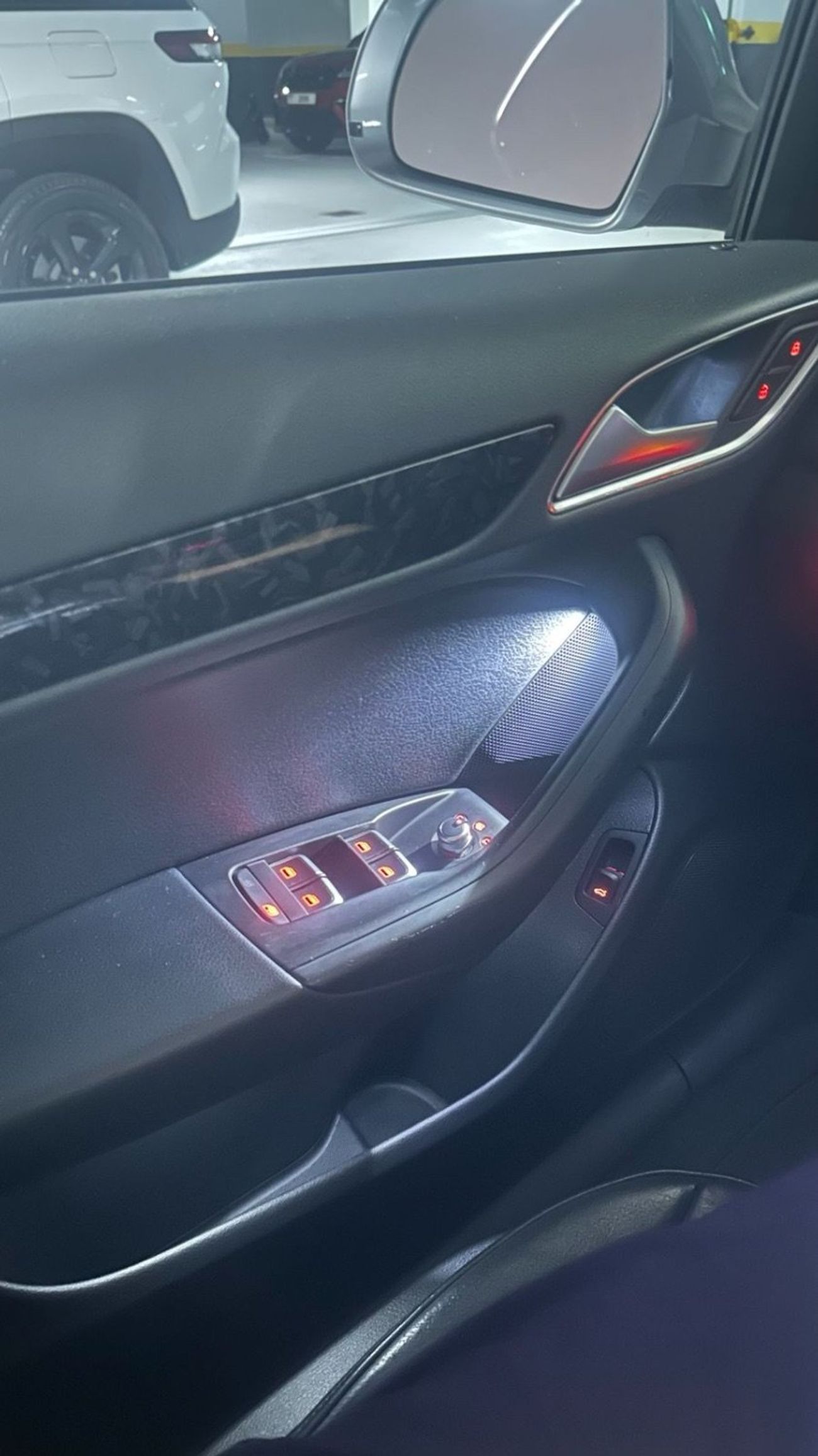 أودي Q3 35 TFSI S-Line 2.0L (200 HP)