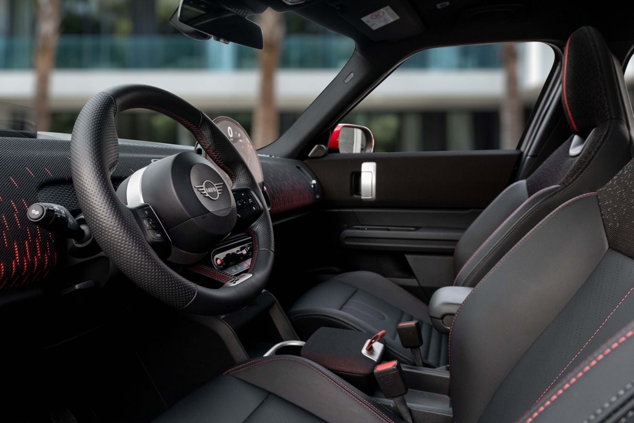 ميني كنتريمان JOHN COOPER WORKS Countryman s JCW Kit | 2,644 P.M | 0% Downpayment | MINI WARRANTY!