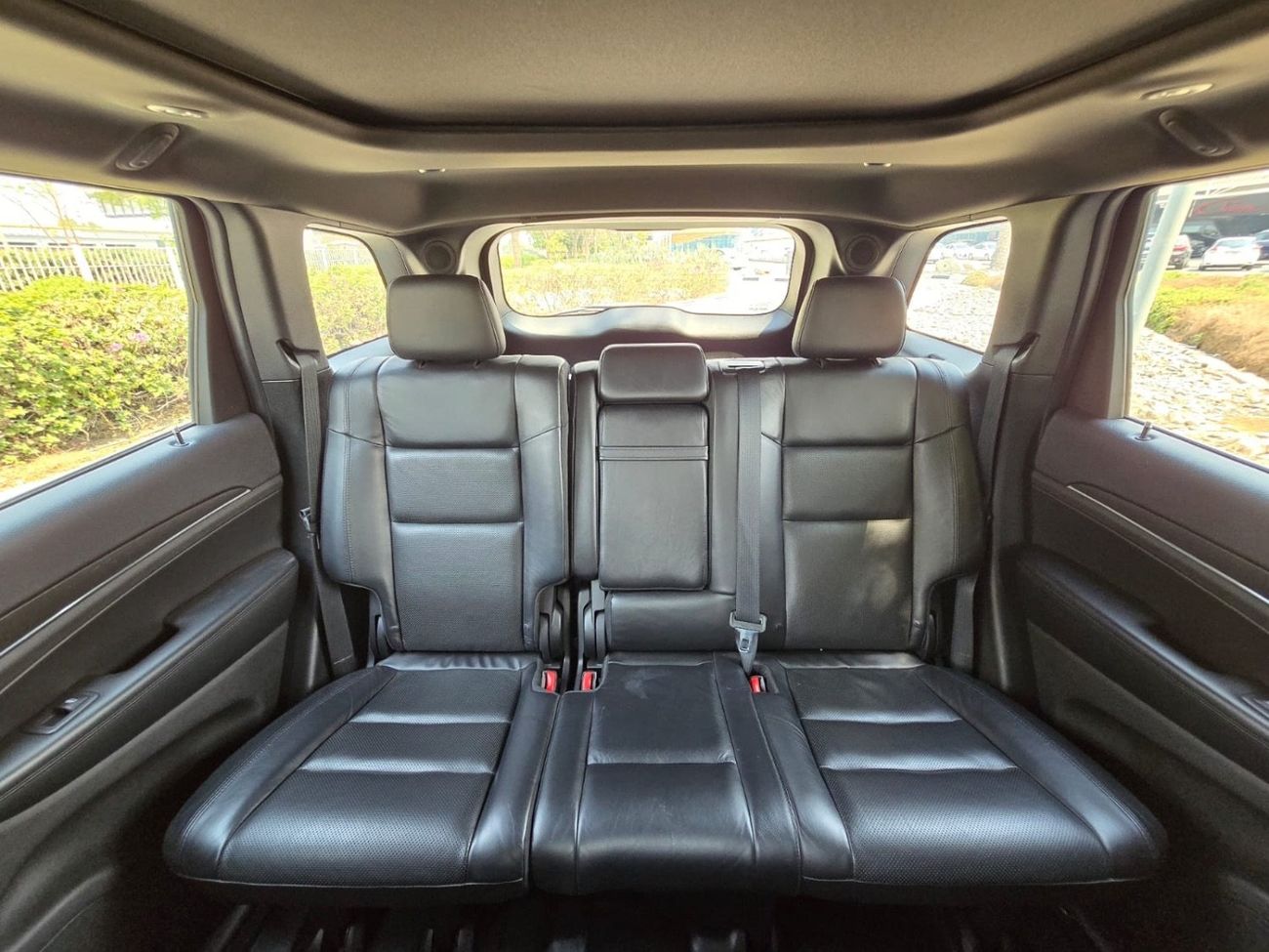 جيب جراند شيروكي GCC LIMITED WITH WARRANTY V6