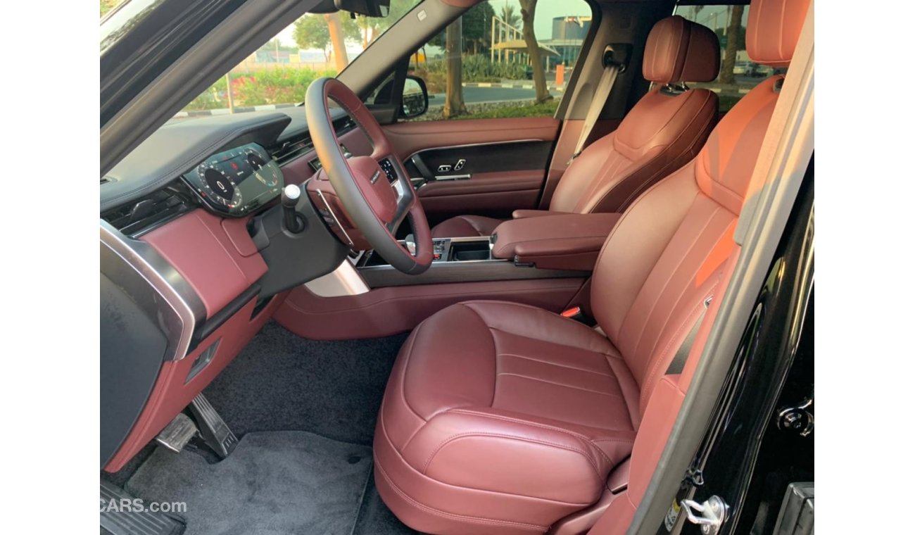 Land Rover Range Rover LWB / GCC Spec / With Warranty & Serv