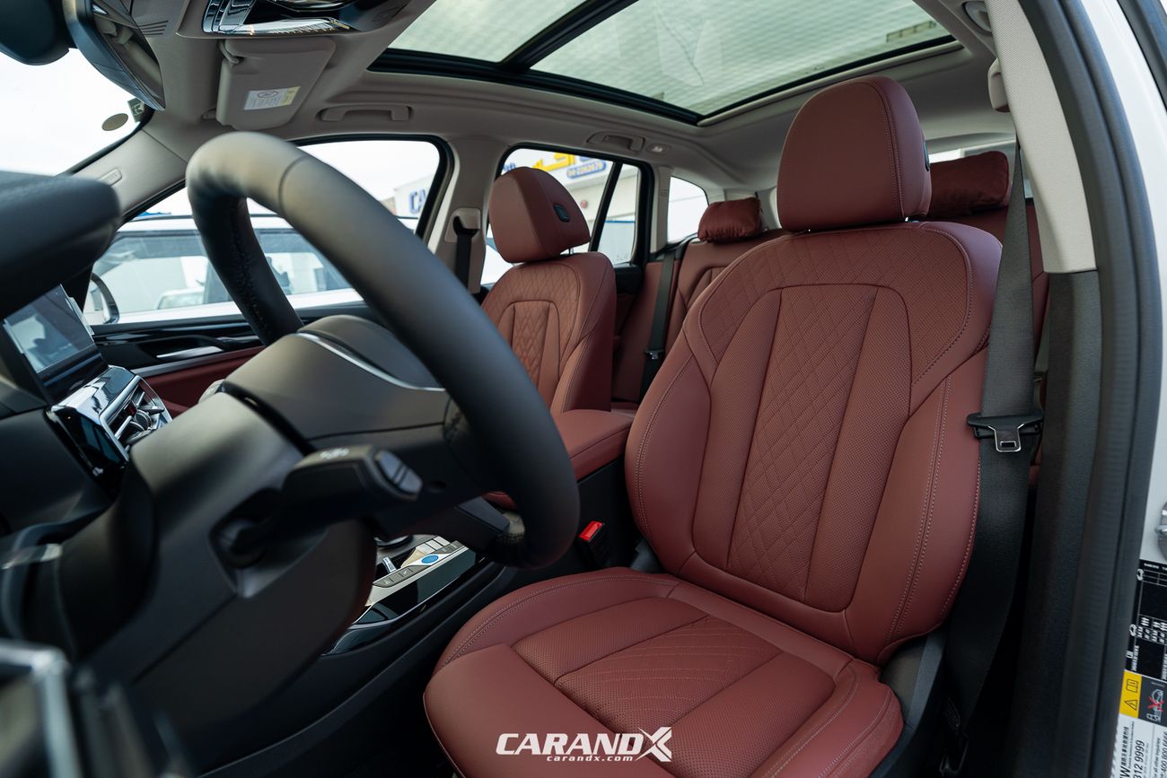 بي أم دبليو iX3 BMW iX3 Leading 2024