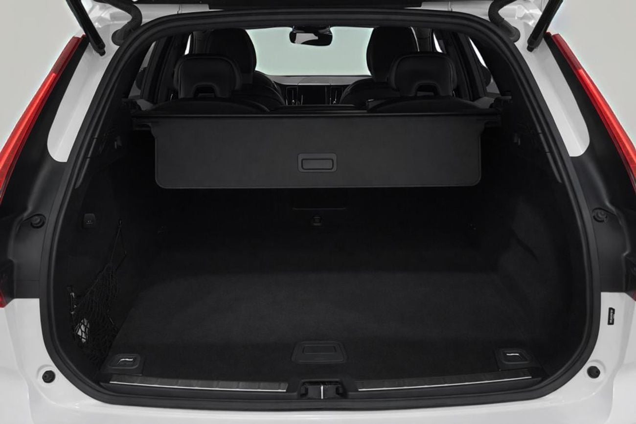 Volvo XC60 R DESIGN 2022 | AED 1505/Month | 0 DP | 30 Day Return | Warranty | Service History